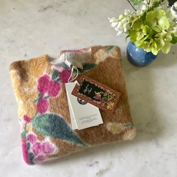 SÉZANE x AIMIE Abril Mohair Knit Sweater In Passion Flowers Camel Background - Picture 12 of 15